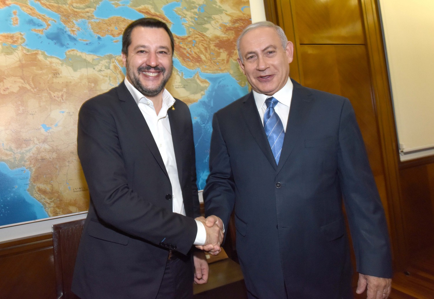 Risultato immagini per Salvini e Netanyahu immagini"