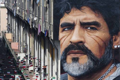 Risultati immagini per murale di maradona san giovanni