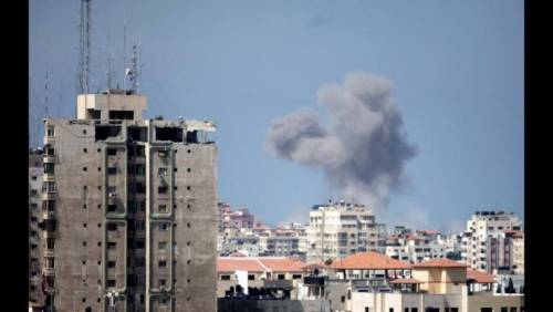 Gaza, Israele risponde al fuoco dei cecchini: morti tre palestinesi