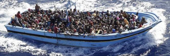Risultati immagini per invasione di immigrati in italia
