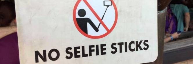 Mandorlo in Fiore. Ordinanza vieta vendita di alcool, petardi, ombrelli e aste per il selfie