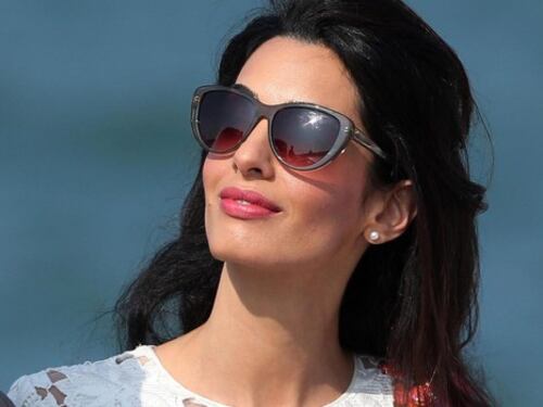 Tsipras molla lady Clooney: "Troppo cara la sua parcella per farci riavere il Partenone"