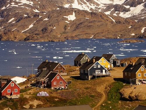 Trump vuole comprare l'isola della Groenlandia. Ma l'isola non ci sta