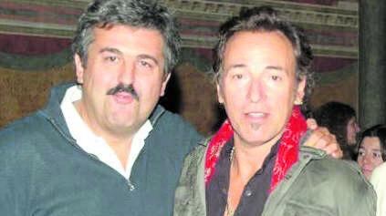 "Se non vendiamo San Siro, concerti a manetta e disagi"