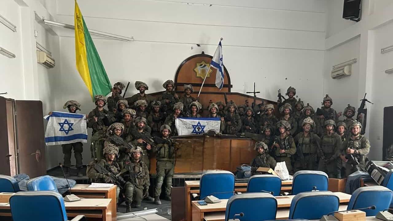 Guerra Israele-Hamas, truppe delle Idf nel parlamento di Gaza City | La diretta