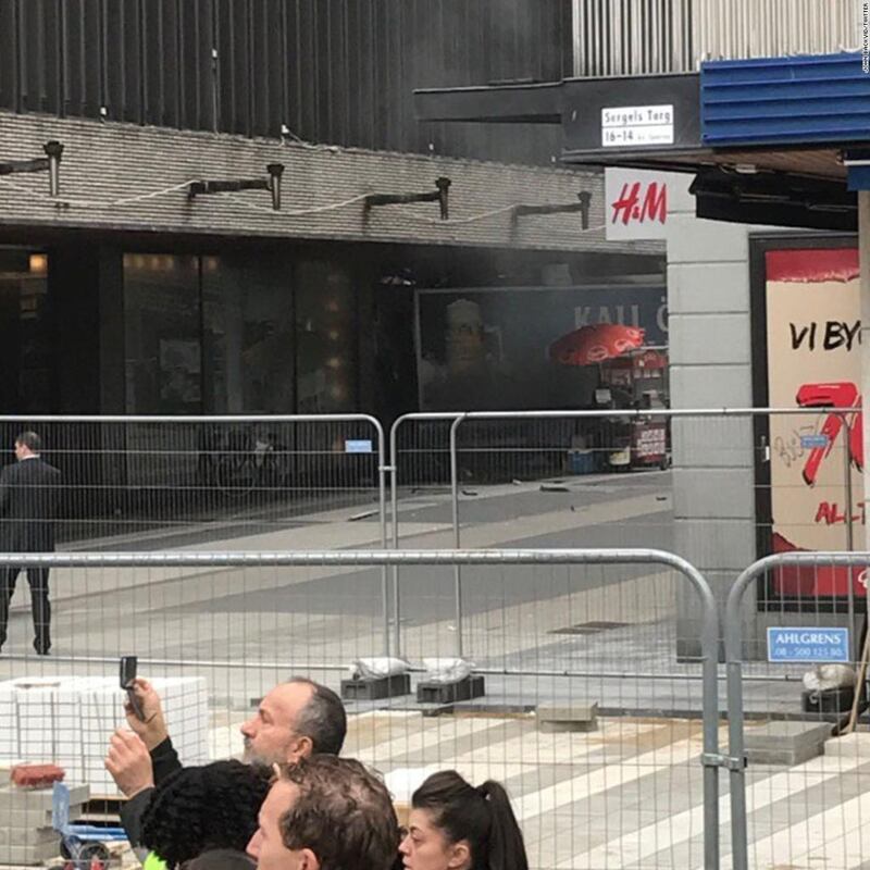 Camion contro la folla a Stoccolma 2
