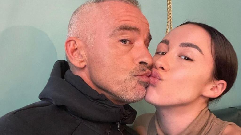 “Vorrei proteggerti dal dolore…”. Aurora Ramazzotti scrive a papà Eros