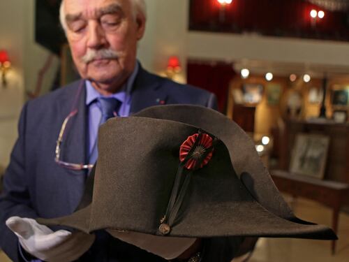 Il bicorno di Napoleone e quei cappelli che hanno fatto la storia