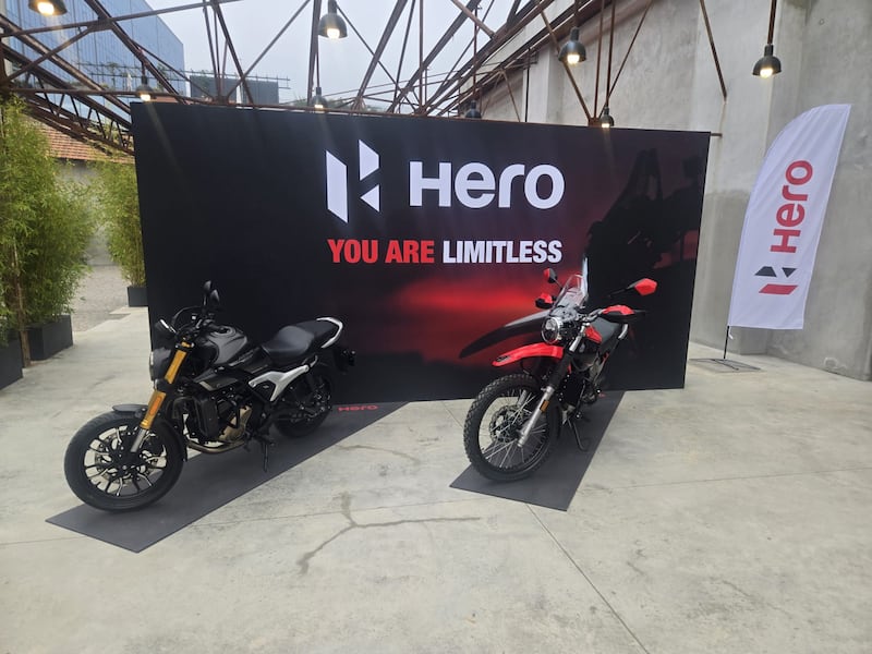 Hero Xpulse 200 4V e Hunk 440 6