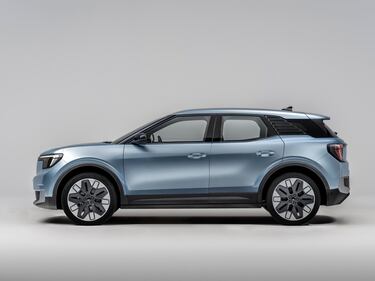 Le foto del nuovo Ford Explorer 2023 7