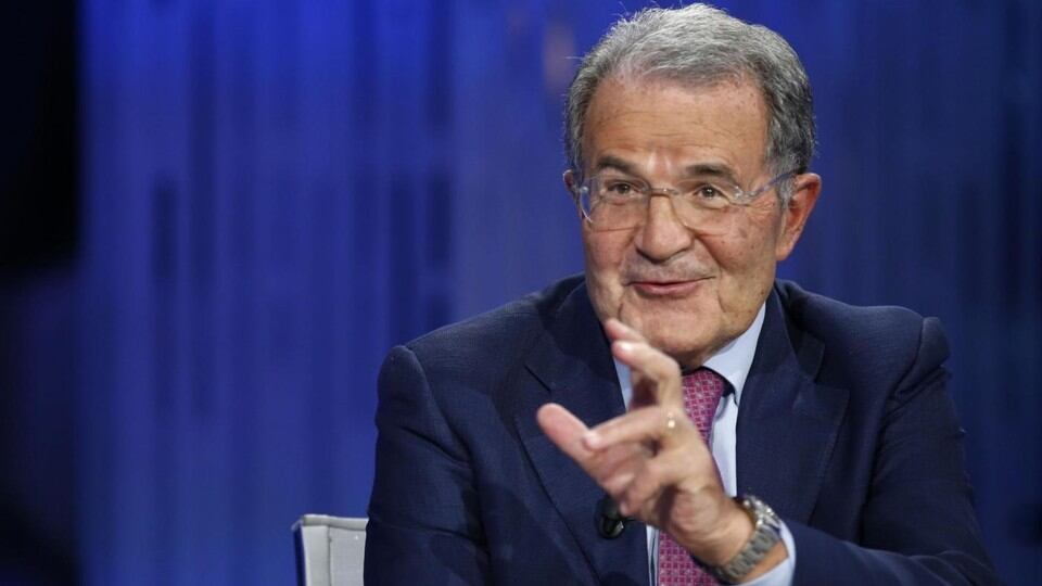 Anche Prodi per l'inciucio Pd-M5s: "Sì a maggioranza 'Ursula'"
