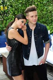 Love story tra Selena Gomez e Brooklyn Beckham? 3