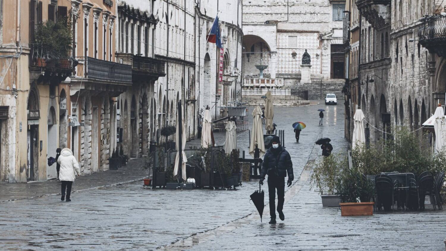 "La provincia è zona rossa". Paura per le due nuove varianti