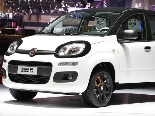 La Fiat presenta la "Kung Fu Panda"