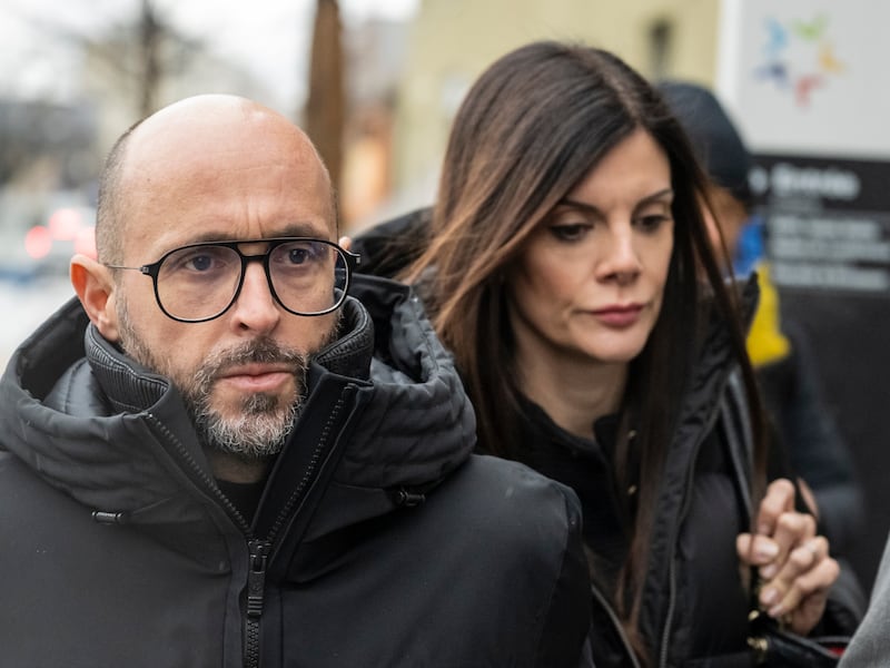 L’ultima dei Moretti: chiedono una videochiamata con la polizia invece dell’obbligo di firma quotidiano. E il giudice svizzero è pronto a dire sì