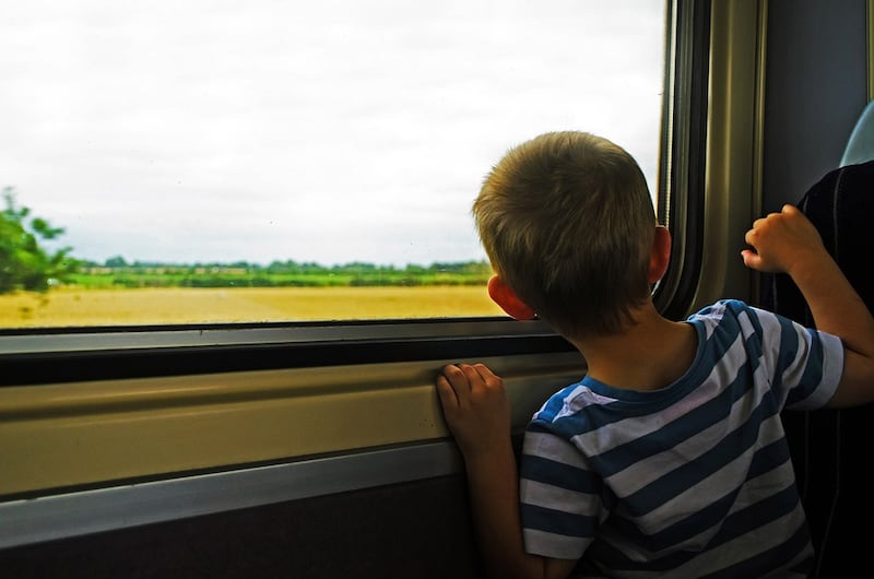 bambino in viaggio