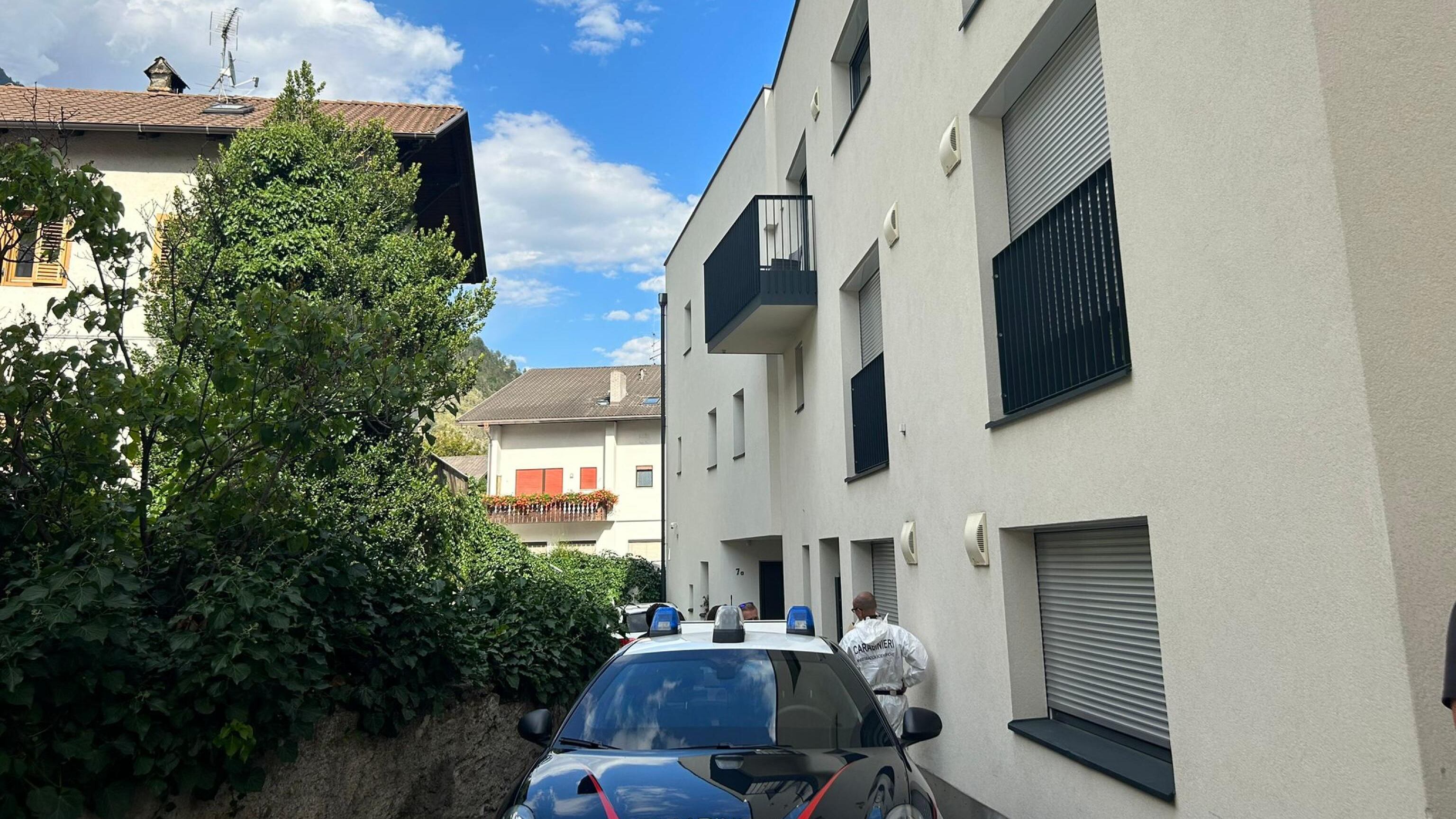 La fuga verso l'Austria e il proiettile sulle gomme: così è stato fermato l'omicida di Bolzano