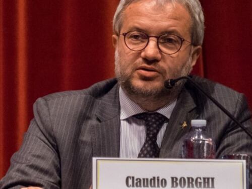 "Sei dannoso", "E tu pesi sullo spread". Il duello tra Monti e Borghi