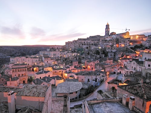 A Matera neanche un medico tra i Sassi