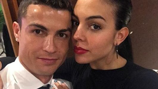 Georgina Rodriguez, 2.700 euro per un pigiama