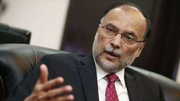 Tensione in Pakistan: ferito ministro dell'Interno durante manifestazione