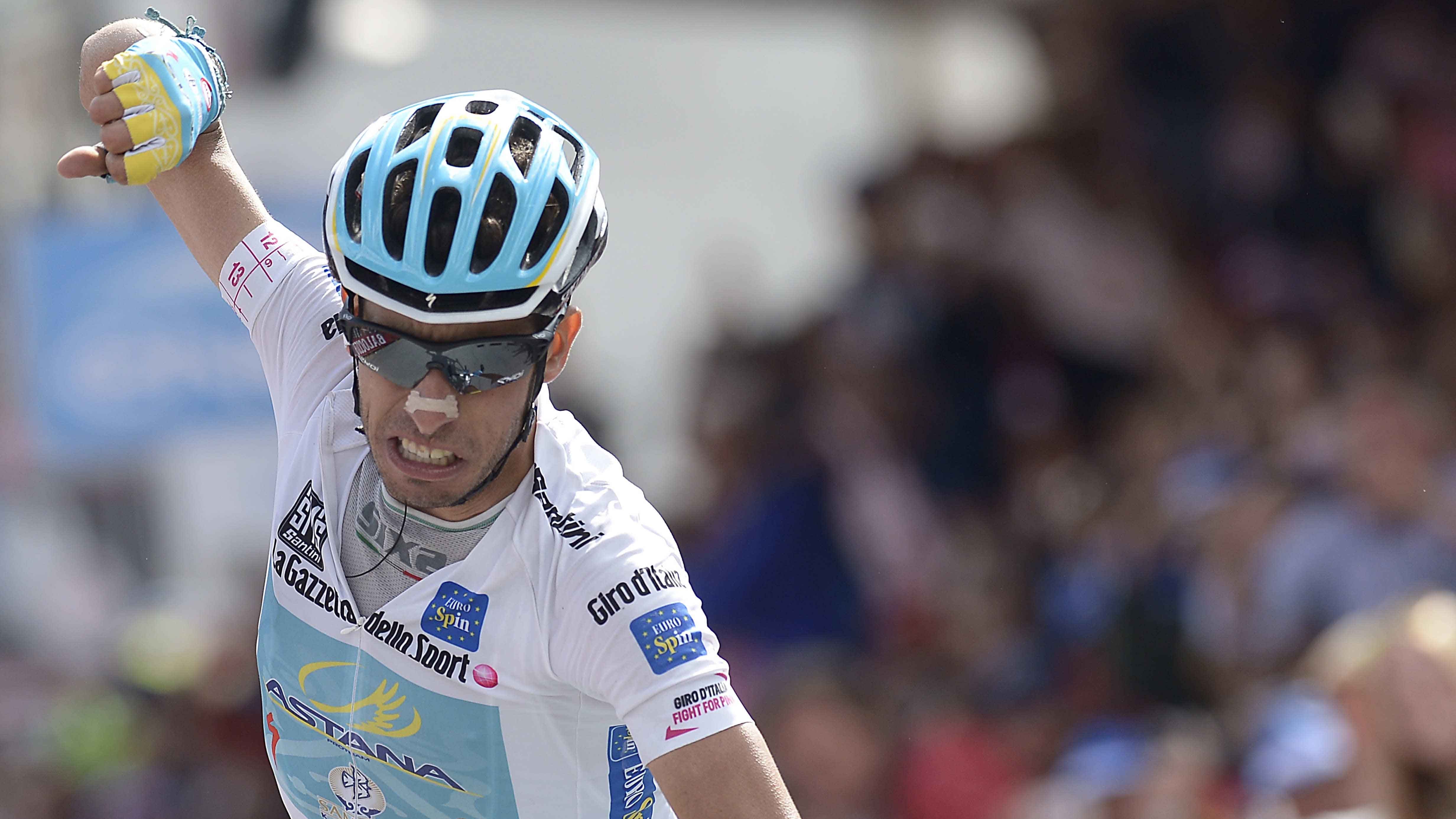 Giro: Aru domina anche a Sestriere Contador va in crisi ma tiene la rosa