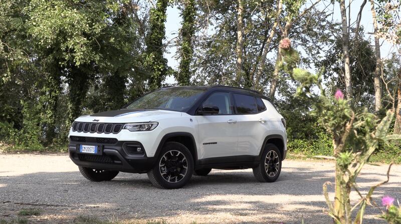 Jeep Compass 4XE, guarda tutte le foto della nostra prova 30