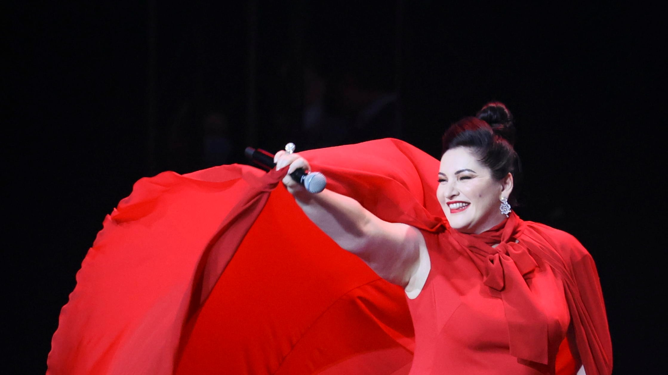 La soprano Netrebko. "Condanno la guerra"