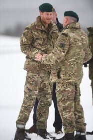 Il Principe Harry per i 50 anni del Commando Helicopter Force 9