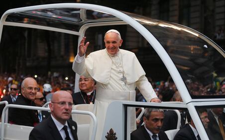 Il viaggio del papa e il bagno di folla 4