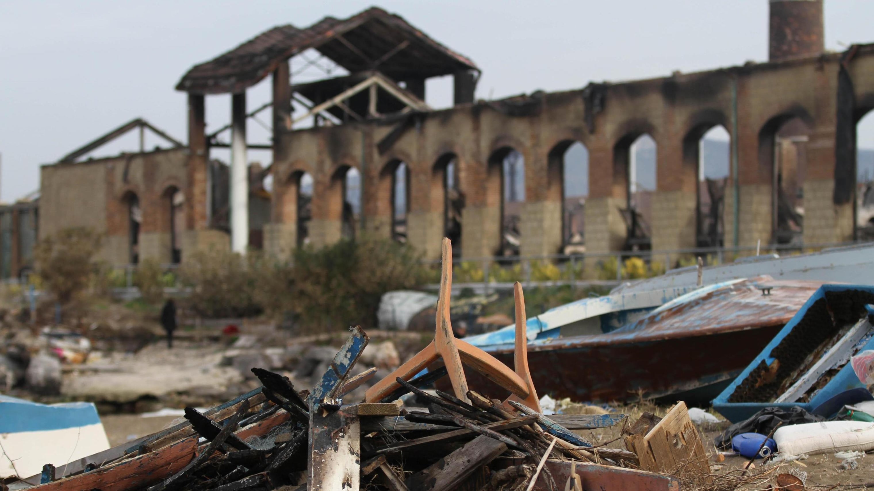Il fuoco dei clan sulla Città della Scienza