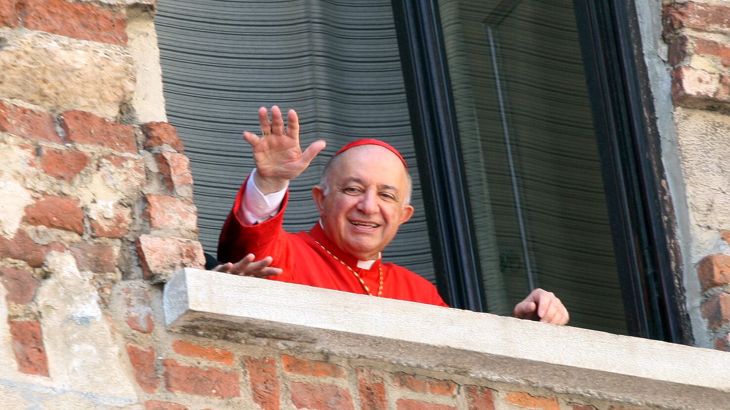Il saluto commosso del Papa a Tettamanzi