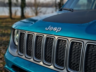 Jeep Renegade e-Hybrid, guarda le foto 3