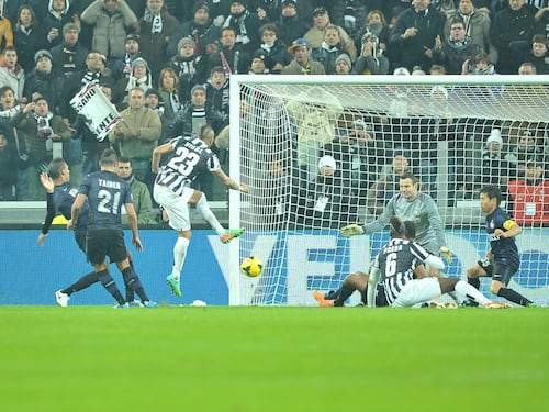 La Juve travolge l'Inter: 3-1. Crollo del Napoli a Bergamo, la Lazio "risorge" col Chievo