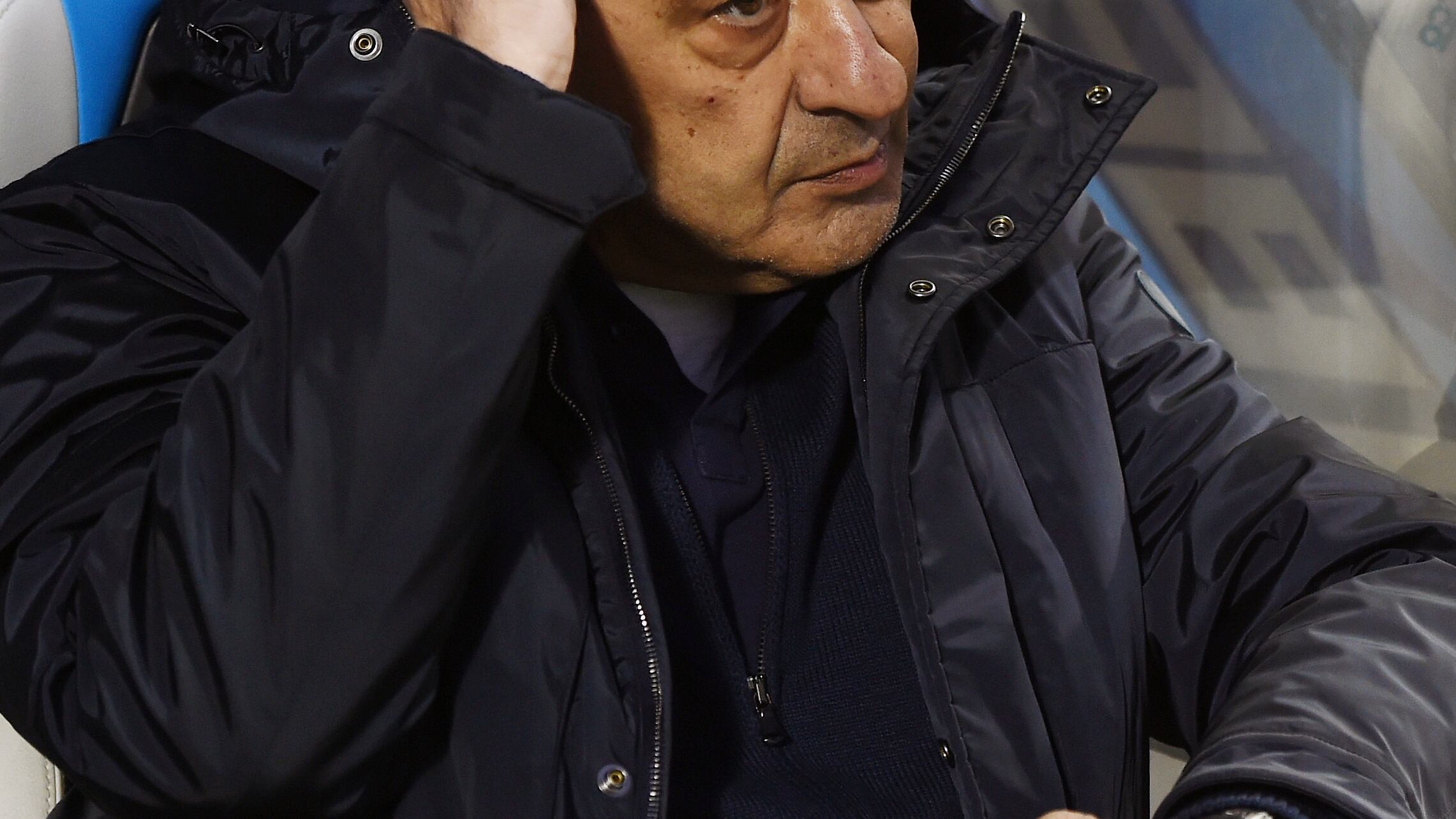 Il "siluro" che adesso gela Sarri "È un traditore, via per i soldi..."