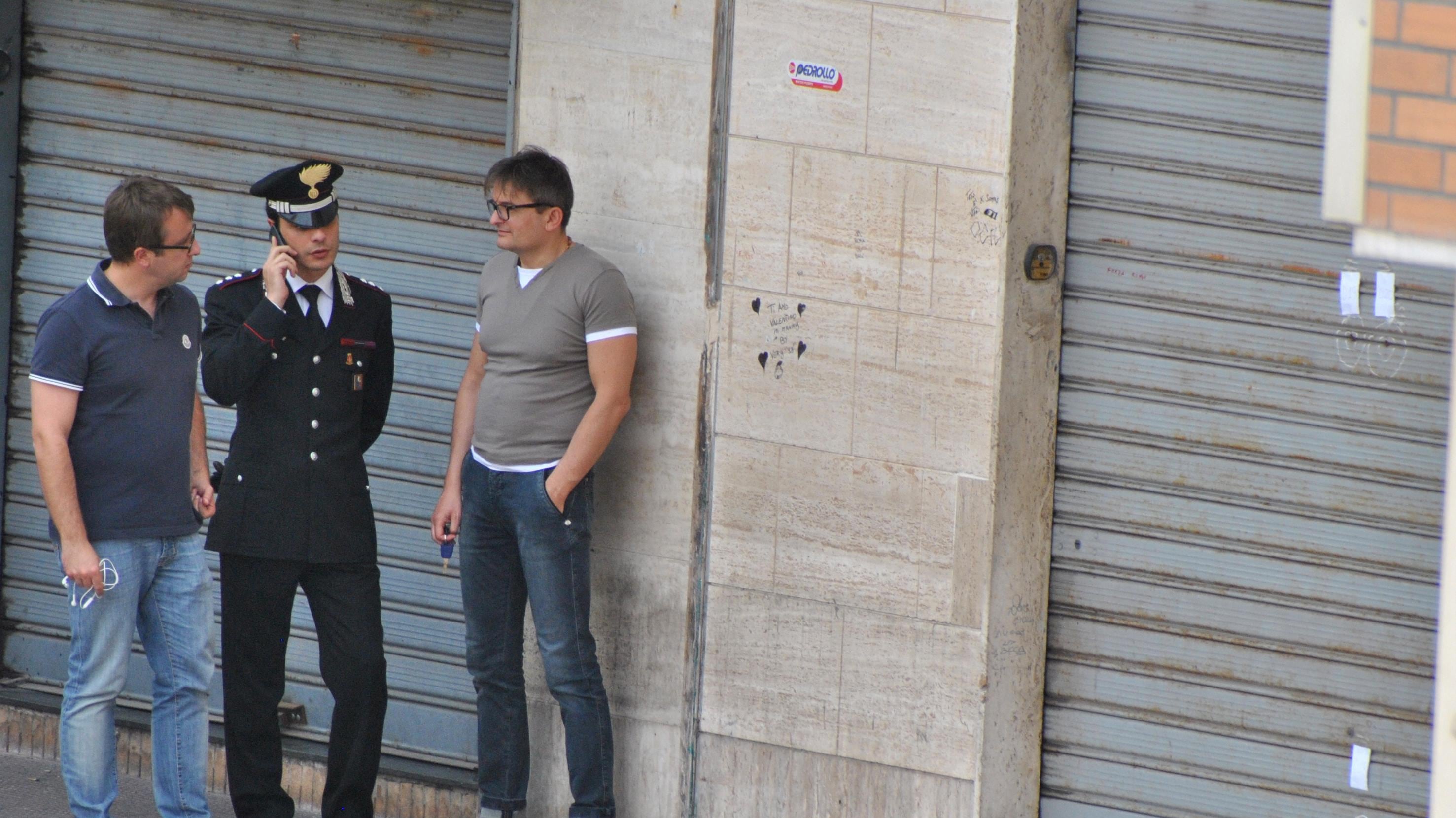 Bari, agguato in pieno giorno: tre morti, uno è figlio del boss