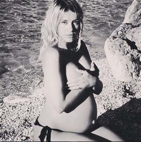 Da Kim Kardashian a Elisabetta Canalis, i pancioni del 2015 45