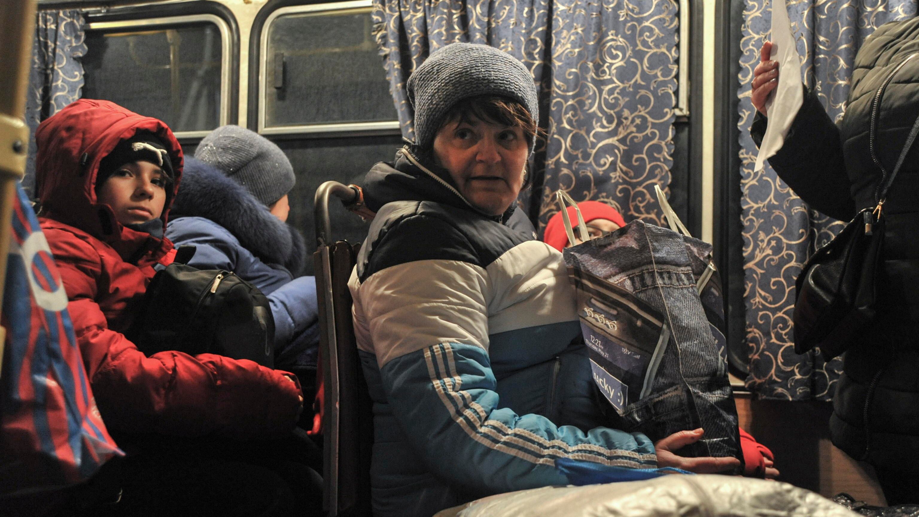 Donetsk e Lugansk, le due enclave filo-russe. La storia iniziata 8 anni fa da piazza Maidan