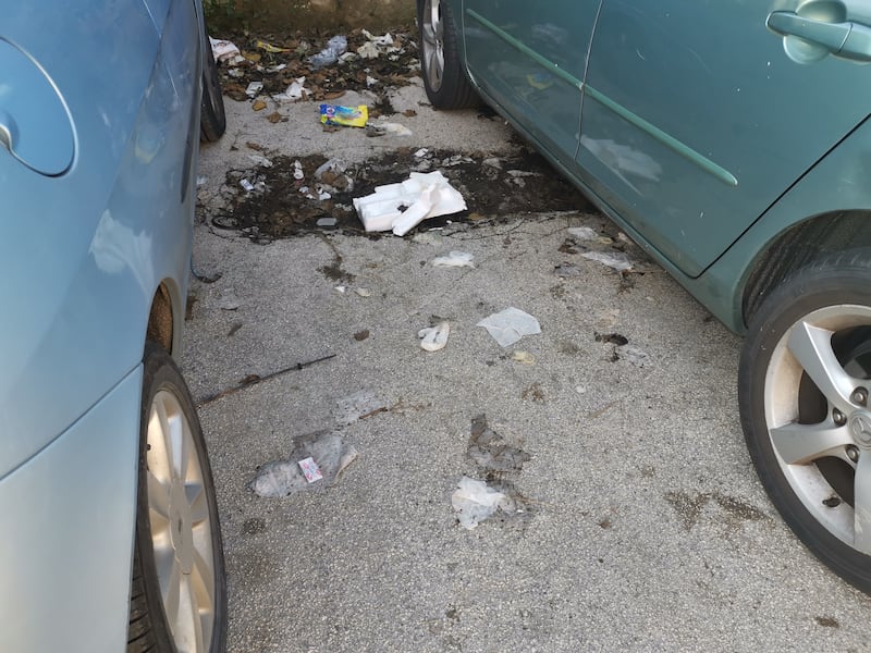 Napoli, l'accampamento dei rom nell'ex mercato ortofrutticolo 1