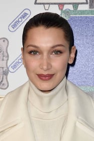 Bella Hadid, bikini hot in Giamaica 24