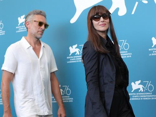 La Bellucci e Cassel si ritrovano a Venezia: "Mi piace molto Monica"