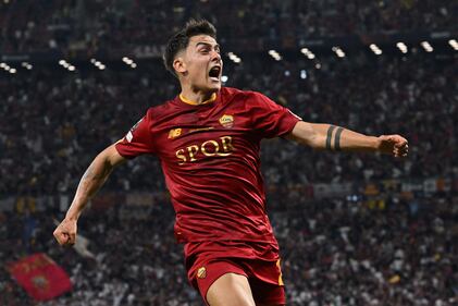 Europa League, la Roma cede al Siviglia dopo i calci di rigore: le immagini più belle 9