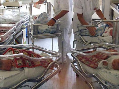 Parto cesareo per otto figli. “Non ho mai avuto paura”