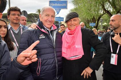 Sorpresa al giro d'Italia: il primo a tagliare il traguardo è Don Matteo 2