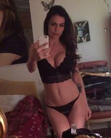  Antonella Mosetti hot, caffè in biancheria intima 6