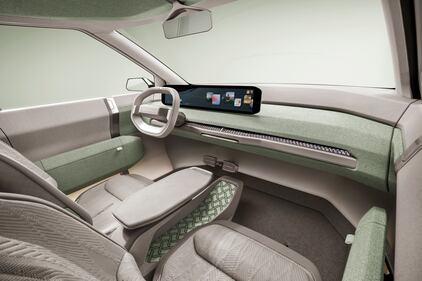 Kia EV3 e EV4 concept, guarda tutte le foto 9
