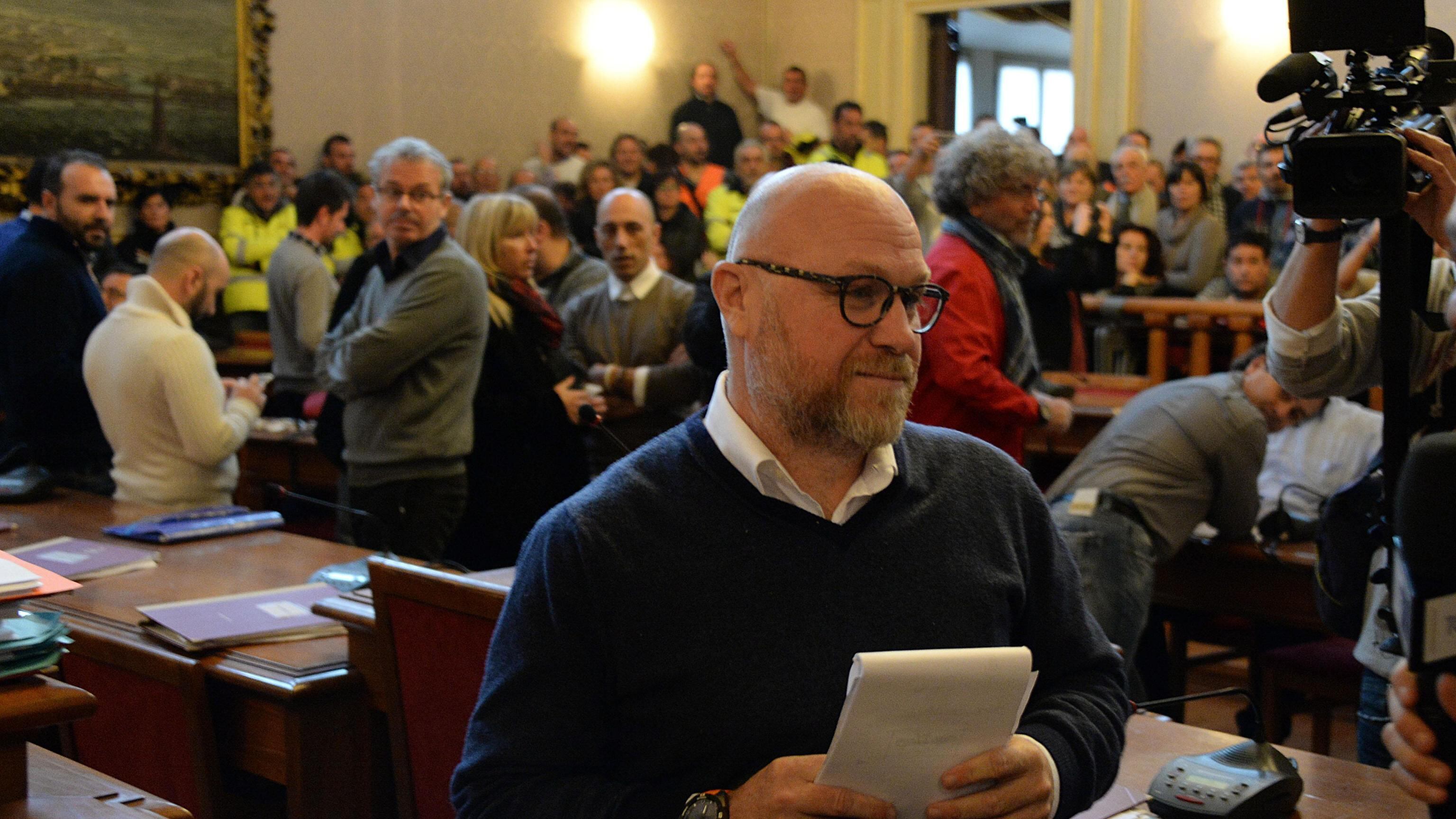 M5S, il web si divide: nel mirino anche Nogarin