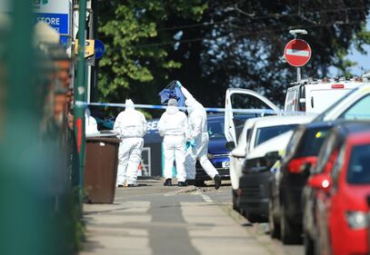 Orrore a Nottingham, tre persone accoltellate a morte: le immagini  10