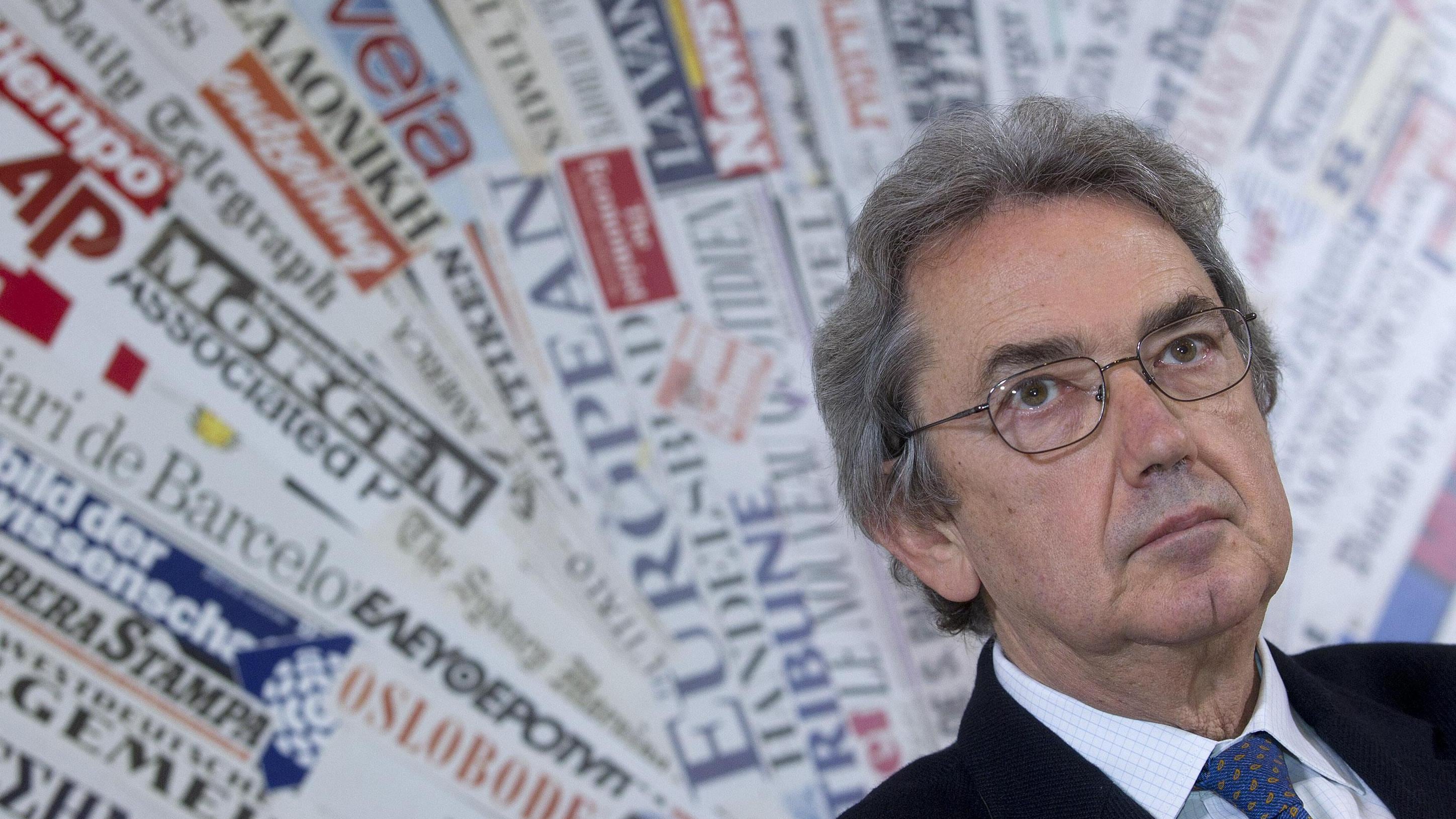 Telecom fa il pieno di svalutazioni IL NODO DEL NETWORK Sullo scorporo della rete è sempre stallo con Cdp Si attende Bruxelles