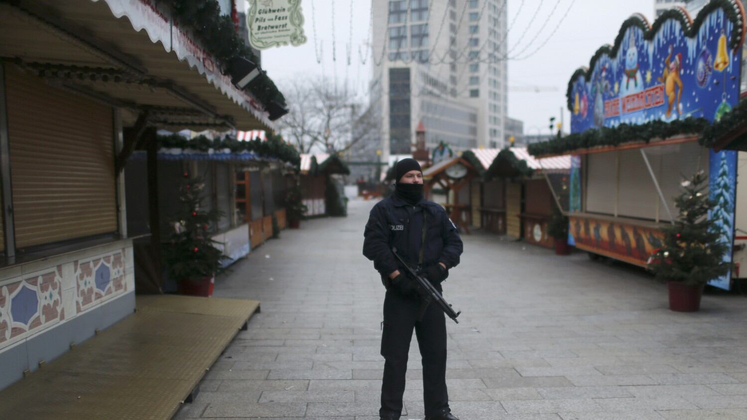 Le feste nel mirino: sventati altri due attentati